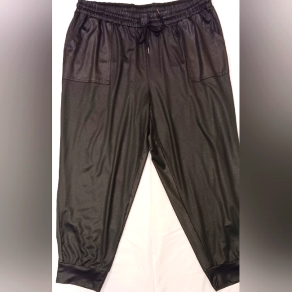 Black long pants drawstring front pockets Cato brand size 18-20 very stretchy